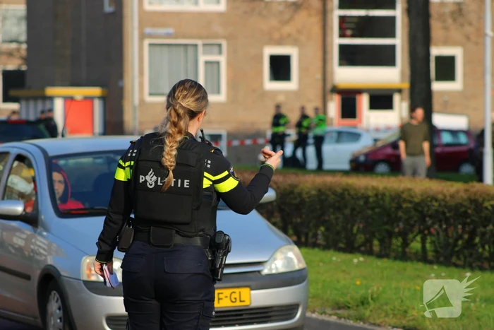 Meerdere schoten gelost op flatgebouw