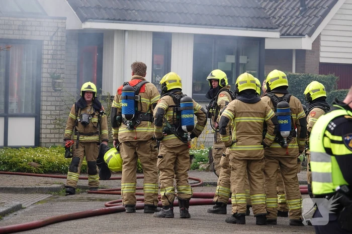 Woning beschadigd door brand in schuur