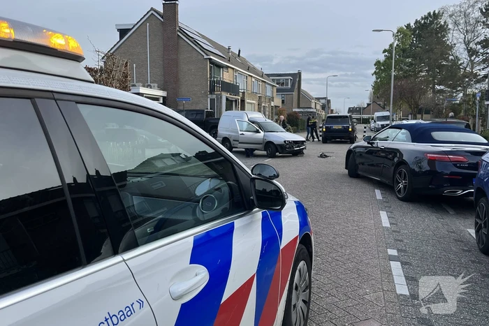 Schade na ongeval op kruising