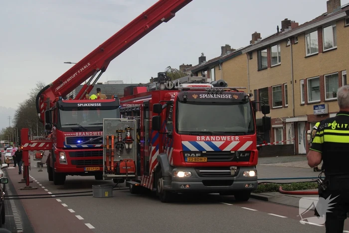 Veel rookontwikkeling bij uitslaande zolderbrand