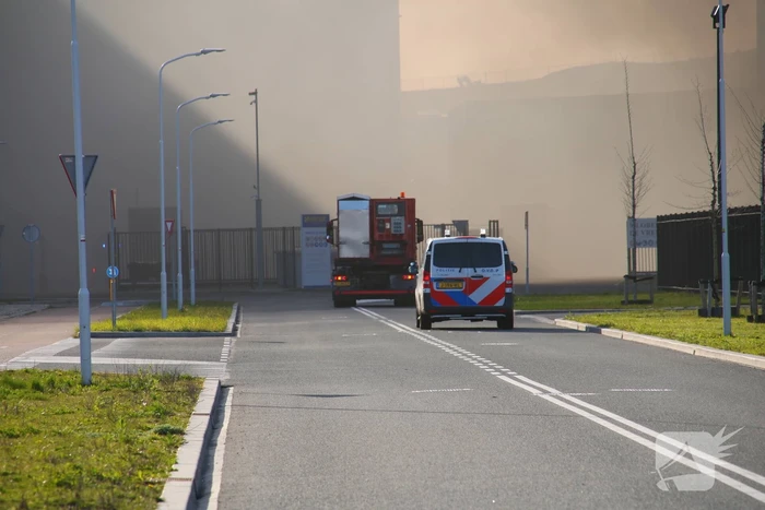 Zeer grote brand in cacao opslag