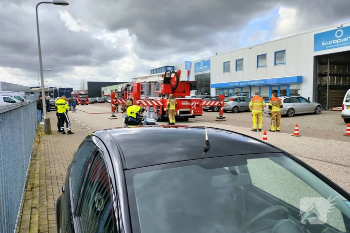 Rookontwikkeling bij brand bedrijfspand