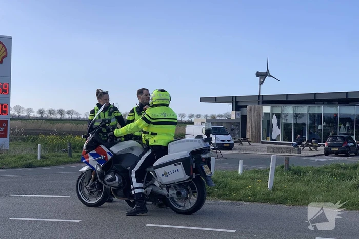 Politie houdt verkeerscontrole