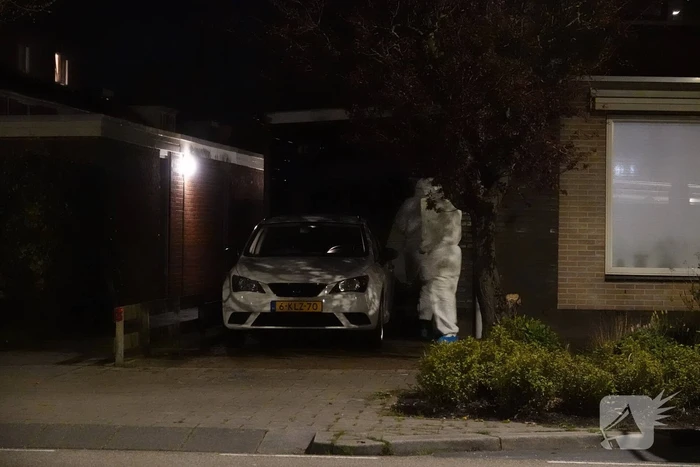 Vrouw dood in kofferbak van auto gevonden