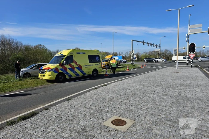 Kinderen krijgt traumabeer na ongeluk met auto