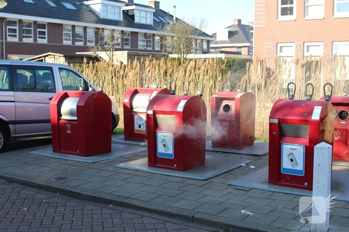 Brand in ondergrondse papiercontainer