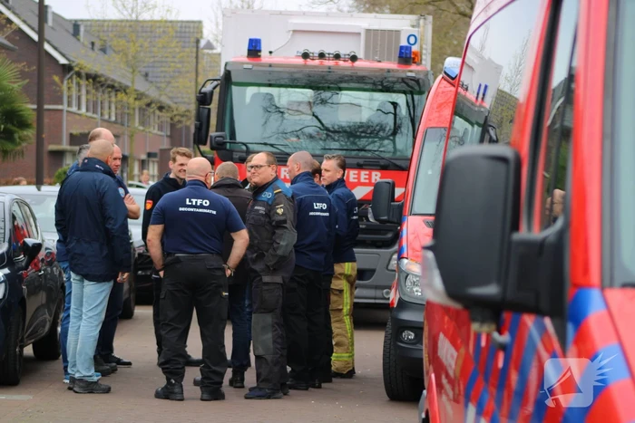 Bewoners onwel nadat onbekende stof woning in wordt gegooid