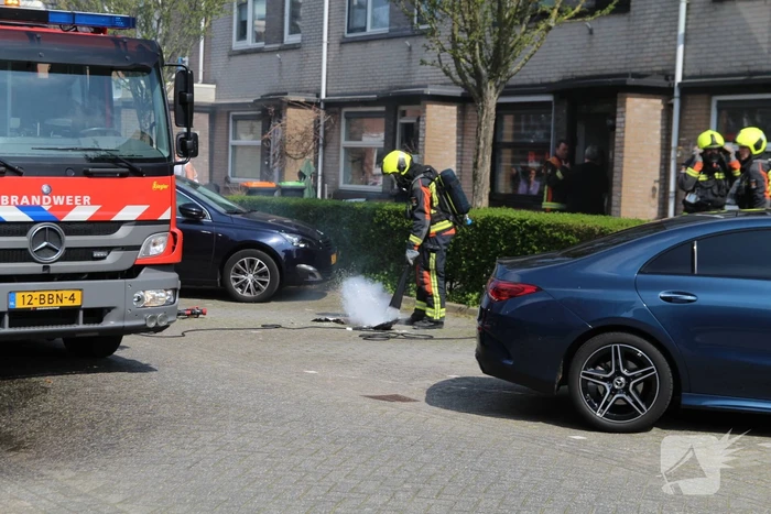 Verbrande hamburgers zetten woning vol rook