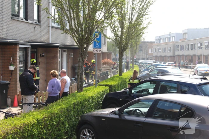 Verbrande hamburgers zetten woning vol rook