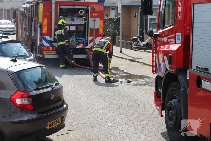Verbrande hamburgers zetten woning vol rook