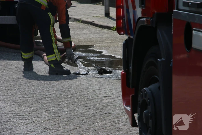 Verbrande hamburgers zetten woning vol rook