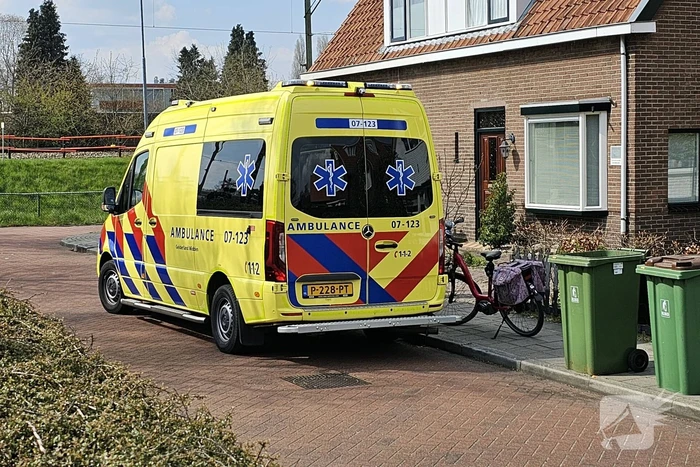Fietser gewond bij botsing met personenwagen