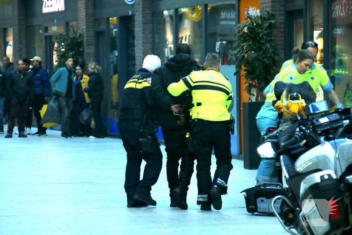 Persoon gewond na steekpartij