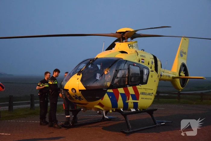Traumateam assisteert bij incident op straat