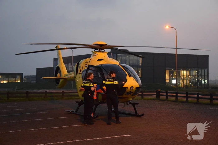 Traumateam assisteert bij incident op straat