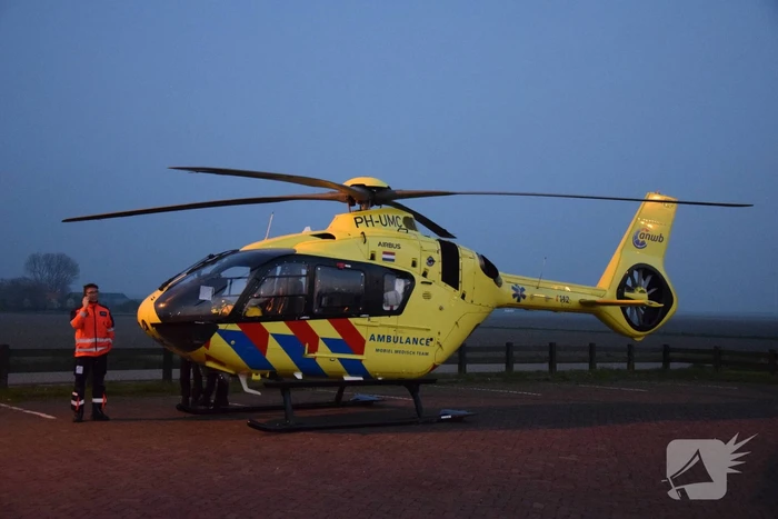 Traumateam assisteert bij incident op straat