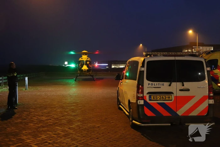 Traumateam assisteert bij incident op straat
