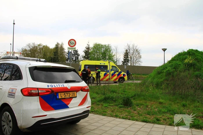 Fietser met elkaar in botsing