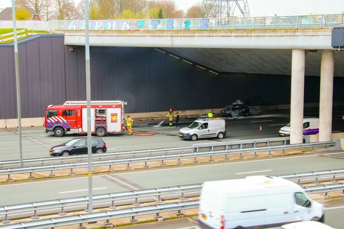 Veel file door autobrand op snelweg