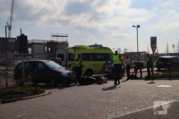 Scooterrijder gewond bij aanrijding