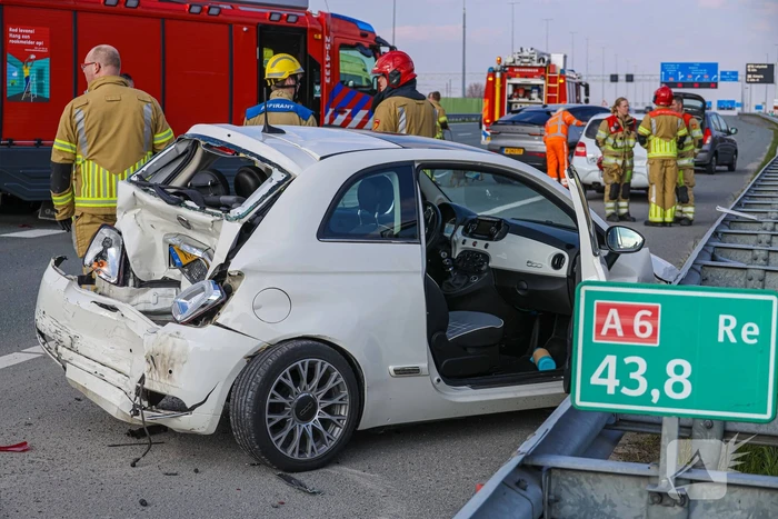 Flinke ravage op snelweg door ongeval