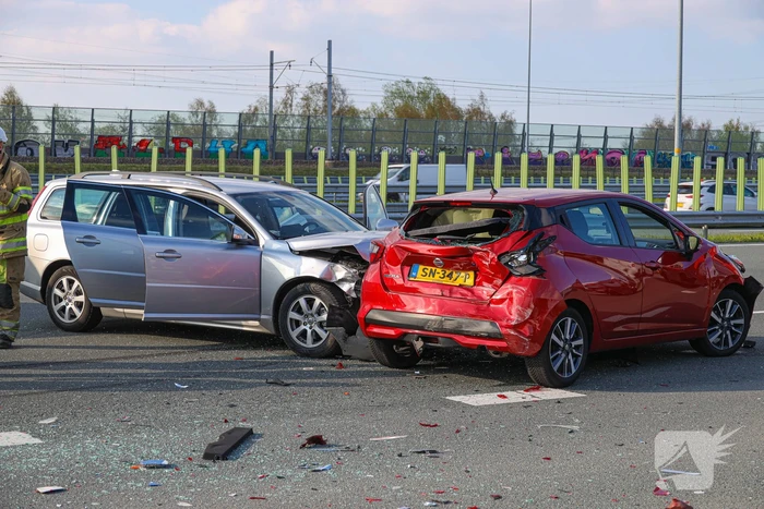 Flinke ravage op snelweg door ongeval