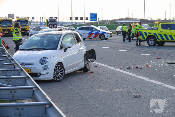 Flinke ravage op snelweg door ongeval