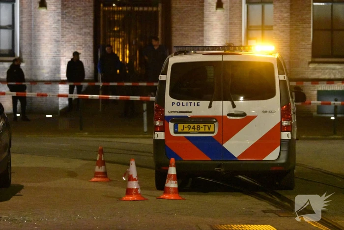 Gewonde na schietpartij afgezet bij ziekenhuis