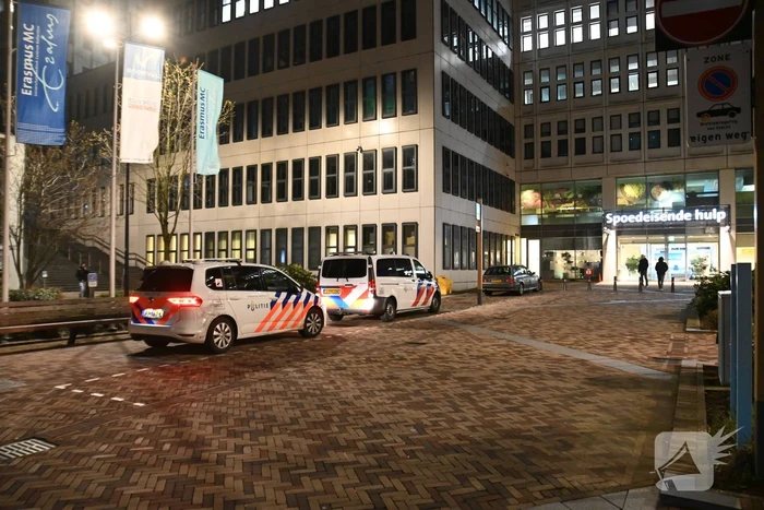 Gewonde na schietpartij afgezet bij ziekenhuis
