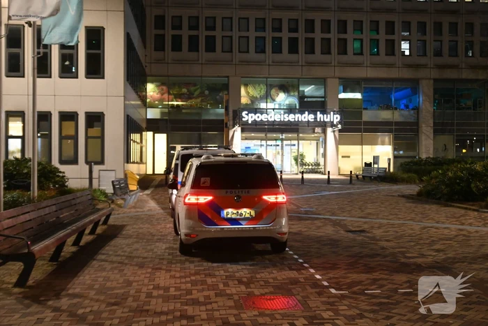 Gewonde na schietpartij afgezet bij ziekenhuis