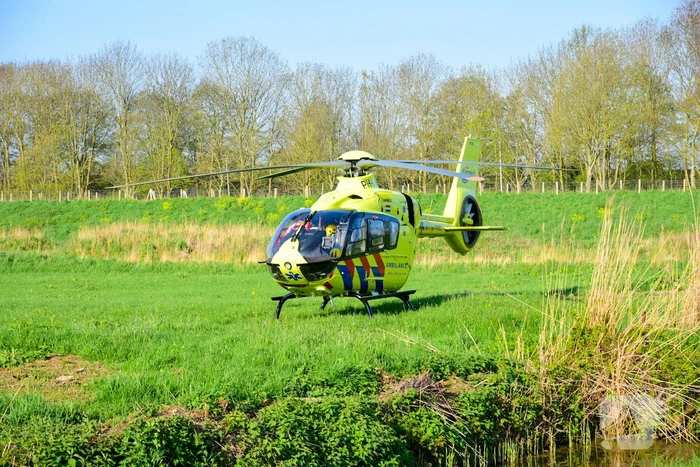 Traumaheli landt midden in woonwijk