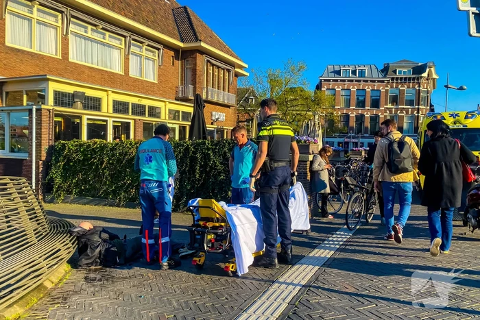 Omstander redt dronken persoon uit water