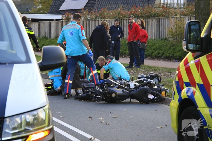 Motorrijder ernstig gewond bij eenzijdig ongeval
