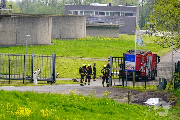 Brandweer draait hoofdkraan dicht bij gaslekkage