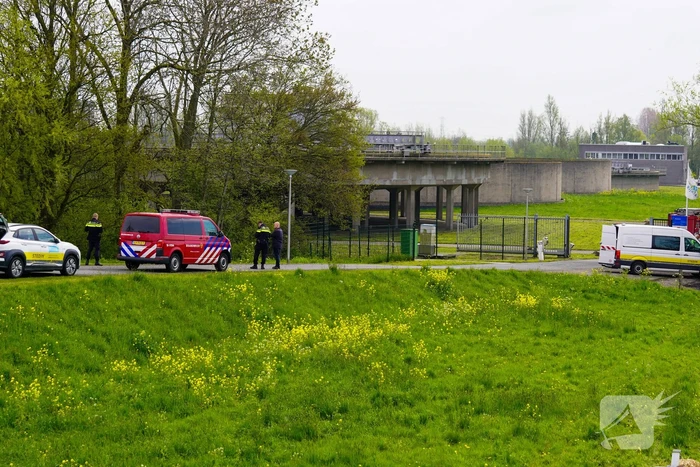 Brandweer draait hoofdkraan dicht bij gaslekkage