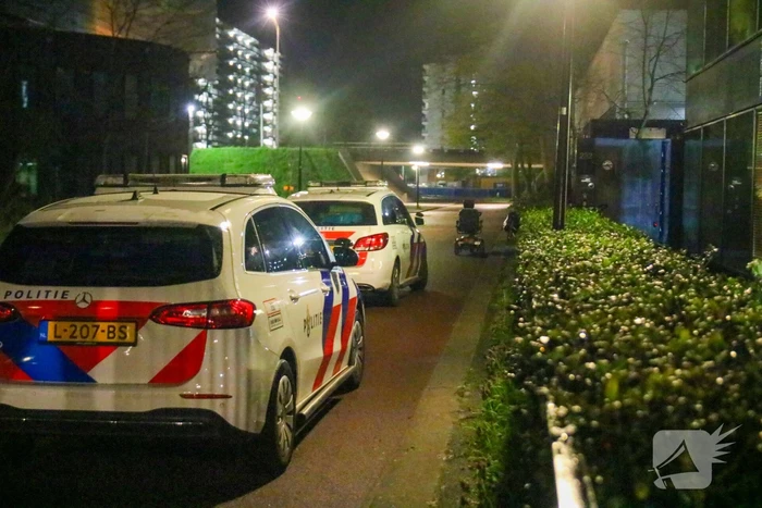 Politie onderzoekt steekpartij in Zuidoost