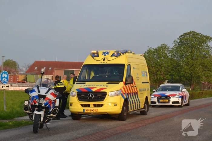 E-biker gewond bij aanrijding met auto