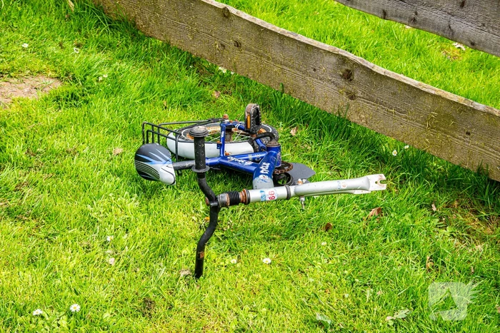Onderzoek naar aangetroffen kinderfiets langs water