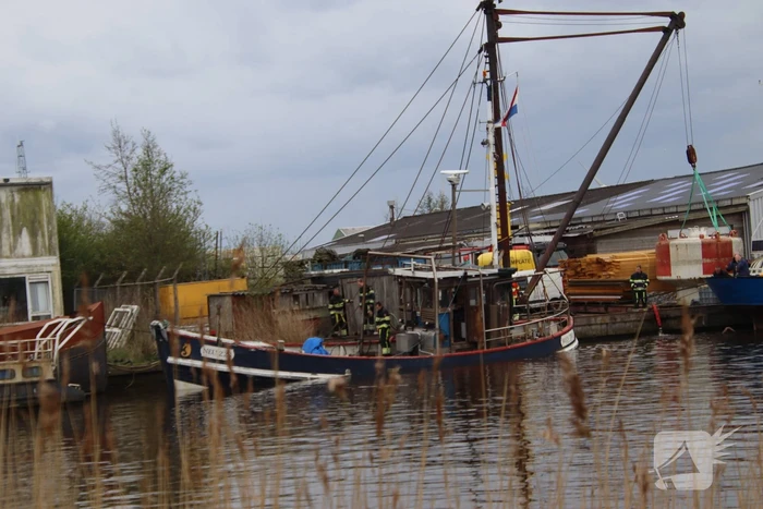 Vissersboot dreigt te zinken
