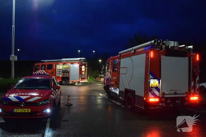 Flinke inzet voor smeulbrand op openbaar toilet