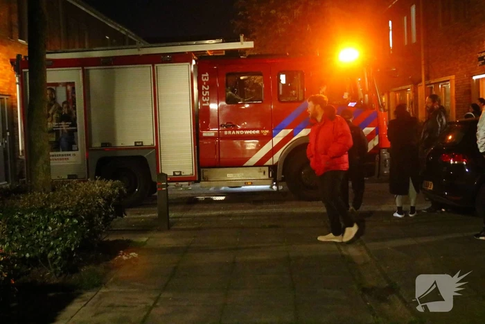 Explosief afgegaan bij voordeur woning