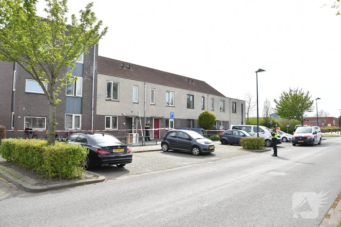 Gewapende overval op woning, politie zoekt daders