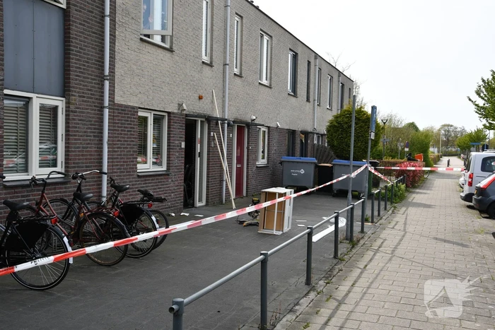 Gewapende overval op woning, politie zoekt daders