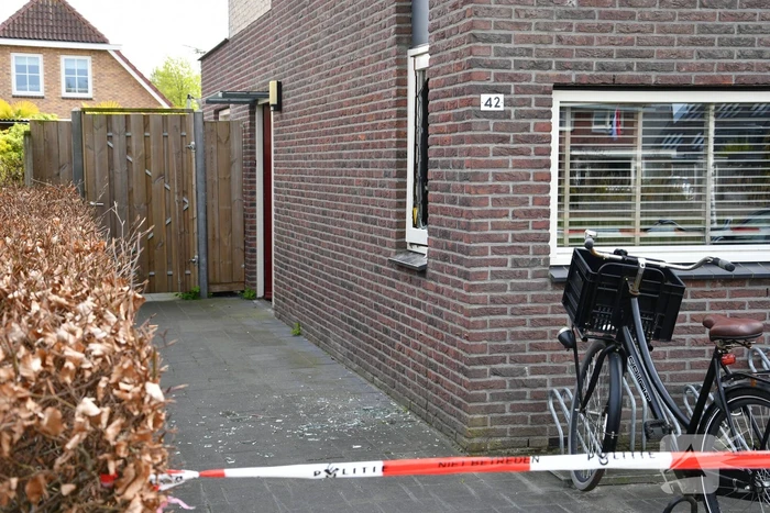 Gewapende overval op woning, politie zoekt daders