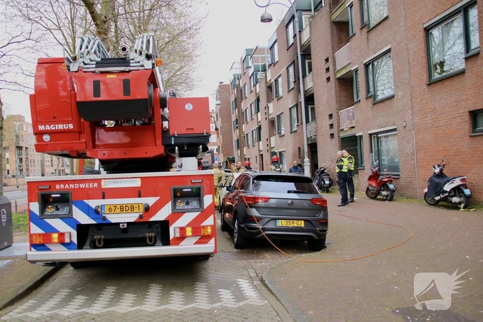 Oplader laat scootmobiel afbranden