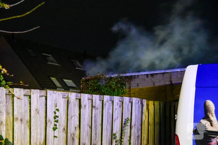 Flinke rook bij schuurbrand