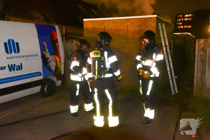 Flinke rook bij schuurbrand