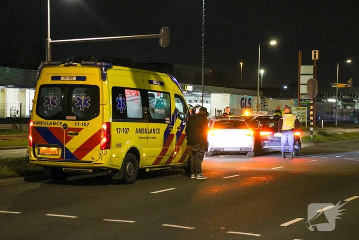 Aanhouding na aanrijding op kruising