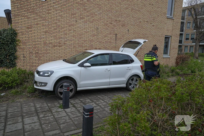 Achtervolging eindigt in plantsoen