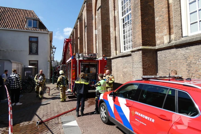 Woningbrand in binnenstad snel onder controle